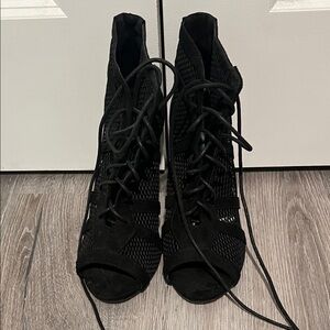 Elegant Black Lace-Up Women's Shoes